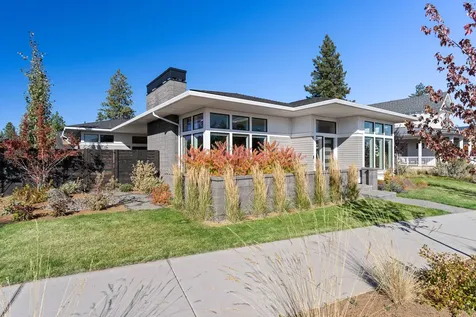 1156 NW Skyline Ranch Road Bend OR 97703
