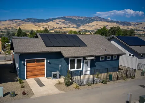 1282 Hagen Way Ashland OR 97520