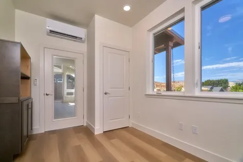 1282 Hagen Way Ashland OR 97520