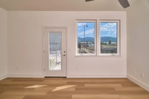 1282 Hagen Way Ashland OR 97520