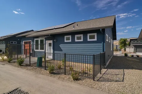 1282 Hagen Way Ashland OR 97520