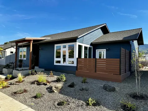 1282 Hagen Way Ashland OR 97520