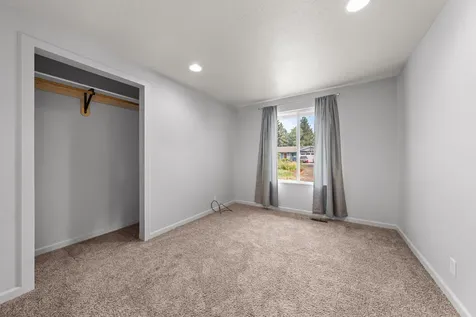 1721 NE Canyon Park Drive Bend OR 97701