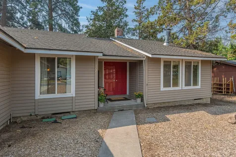 1721 NE Canyon Park Drive Bend OR 97701