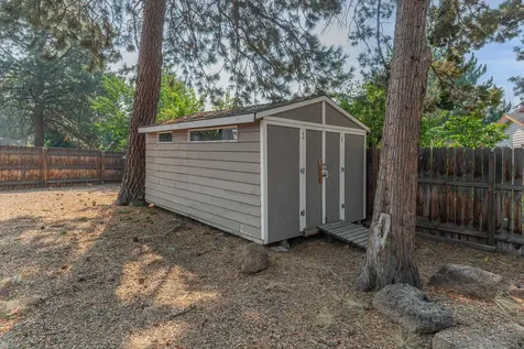 1721 NE Canyon Park Drive Bend OR 97701