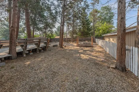 1721 NE Canyon Park Drive Bend OR 97701