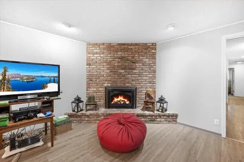 3084 Seckel Street Medford OR 97504