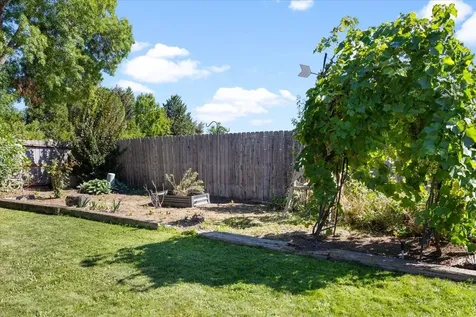 3084 Seckel Street Medford OR 97504