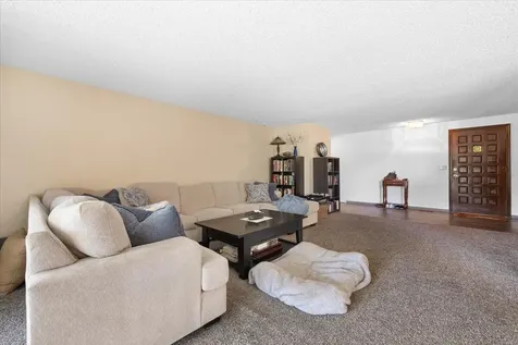 3084 Seckel Street Medford OR 97504