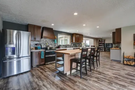 6492 SW 51st Street Redmond OR 97756