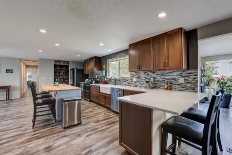 6492 SW 51st Street Redmond OR 97756