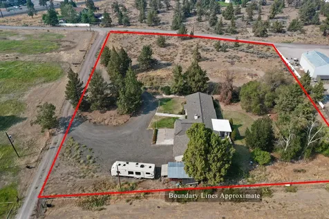 6492 SW 51st Street Redmond OR 97756