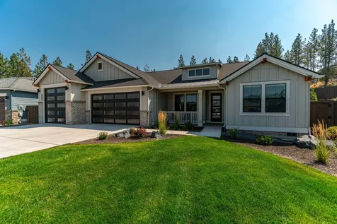 2016 NW Lobinie Court Bend OR 97703