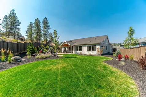 2016 NW Lobinie Court Bend OR 97703