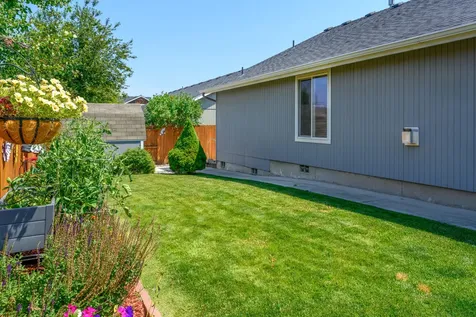 2021 NW Kilnwood Lane Redmond OR 97756