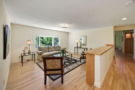 393 Stanford Avenue Medford OR 97504