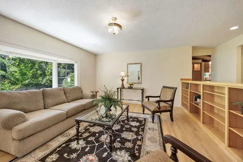 393 Stanford Avenue Medford OR 97504