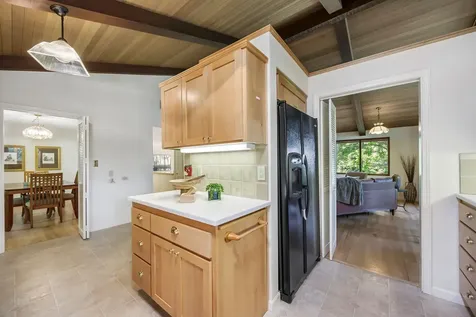 393 Stanford Avenue Medford OR 97504