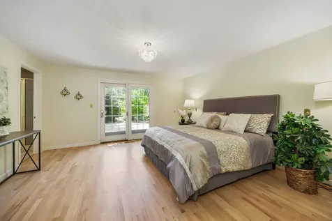 393 Stanford Avenue Medford OR 97504