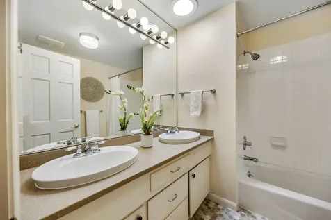 393 Stanford Avenue Medford OR 97504
