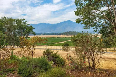 1010 Mcdonough Road Gold Hill OR 97525