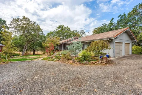 1010 Mcdonough Road Gold Hill OR 97525