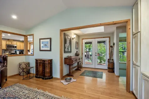 1010 Mcdonough Road Gold Hill OR 97525
