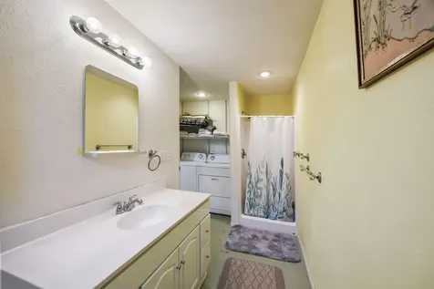 1010 Mcdonough Road Gold Hill OR 97525