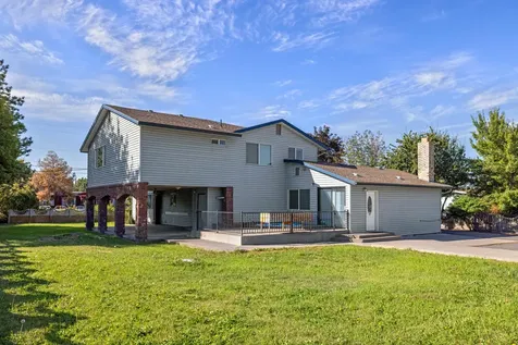 4315 Bartlett Avenue Klamath Falls OR 97603