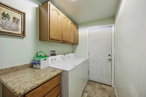 437 SW Wildwood Avenue Grants Pass OR 97526