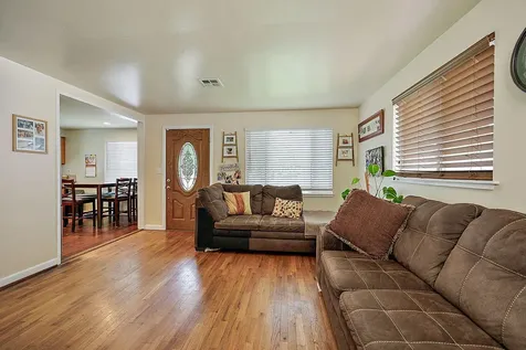 437 SW Wildwood Avenue Grants Pass OR 97526
