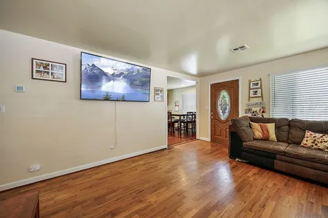 437 SW Wildwood Avenue Grants Pass OR 97526