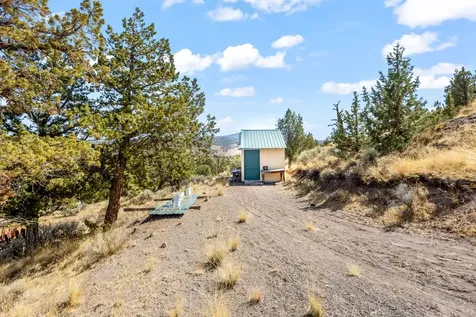 20555 SE Salt Creek Road Prineville OR 97754