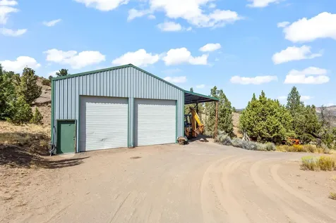 20555 SE Salt Creek Road Prineville OR 97754