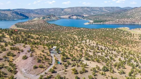 20555 SE Salt Creek Road Prineville OR 97754