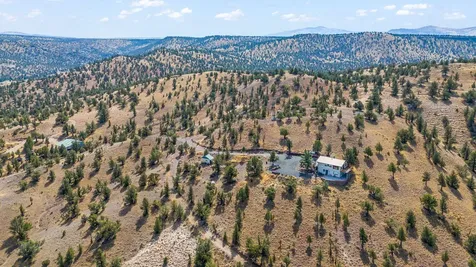20555 SE Salt Creek Road Prineville OR 97754