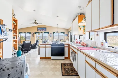20555 SE Salt Creek Road Prineville OR 97754