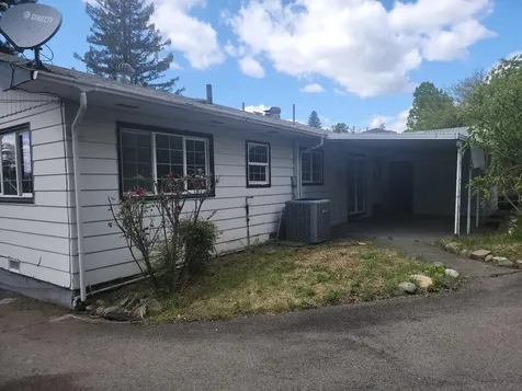 1171 NE 10th Street Grants Pass OR 97526