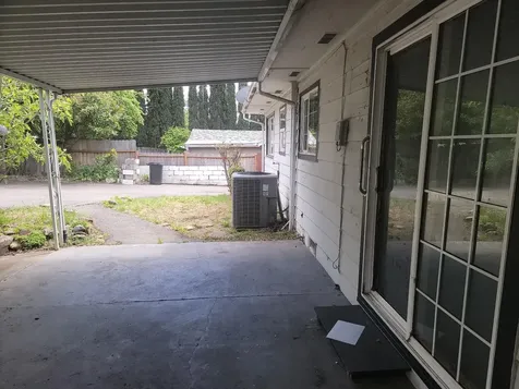 1171 NE 10th Street Grants Pass OR 97526