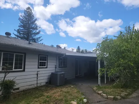 1171 NE 10th Street Grants Pass OR 97526