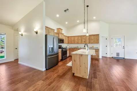 140 SW Little Meadow Lane Grants Pass OR 97527