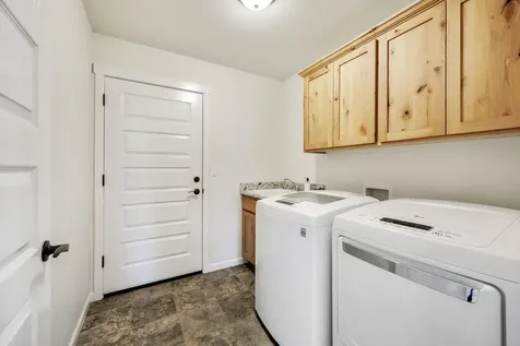 140 SW Little Meadow Lane Grants Pass OR 97527