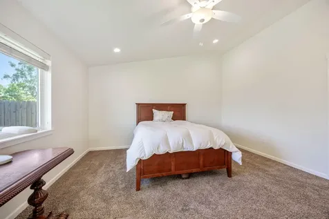 140 SW Little Meadow Lane Grants Pass OR 97527