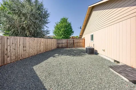 140 SW Little Meadow Lane Grants Pass OR 97527