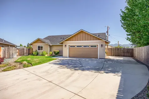 140 SW Little Meadow Lane Grants Pass OR 97527