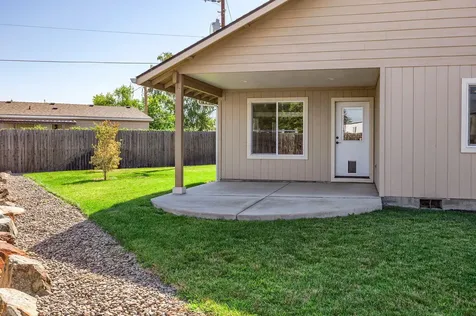 140 SW Little Meadow Lane Grants Pass OR 97527