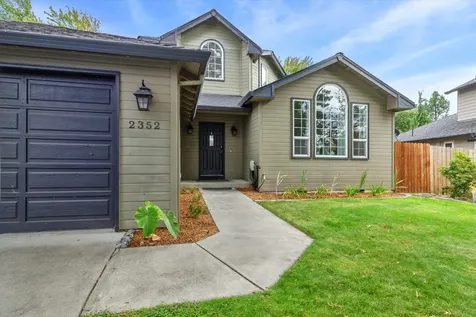 2352 Asher Drive Medford OR 97504
