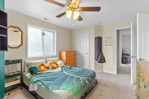 2352 Asher Drive Medford OR 97504