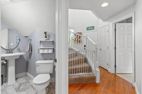 2352 Asher Drive Medford OR 97504