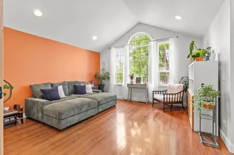 2352 Asher Drive Medford OR 97504